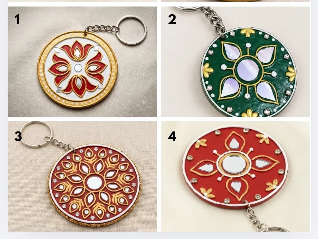 Artisan Lippan Mud & Mirror Art Keychain